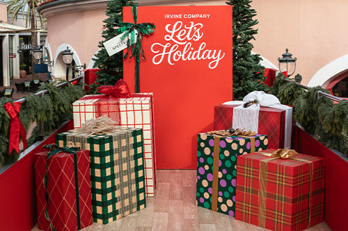 Merry Market Pop-Up Tour Photo Op